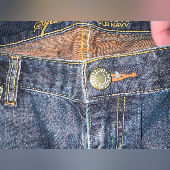 Old Navy - special edition rugged jeans - Picture 3 of 9